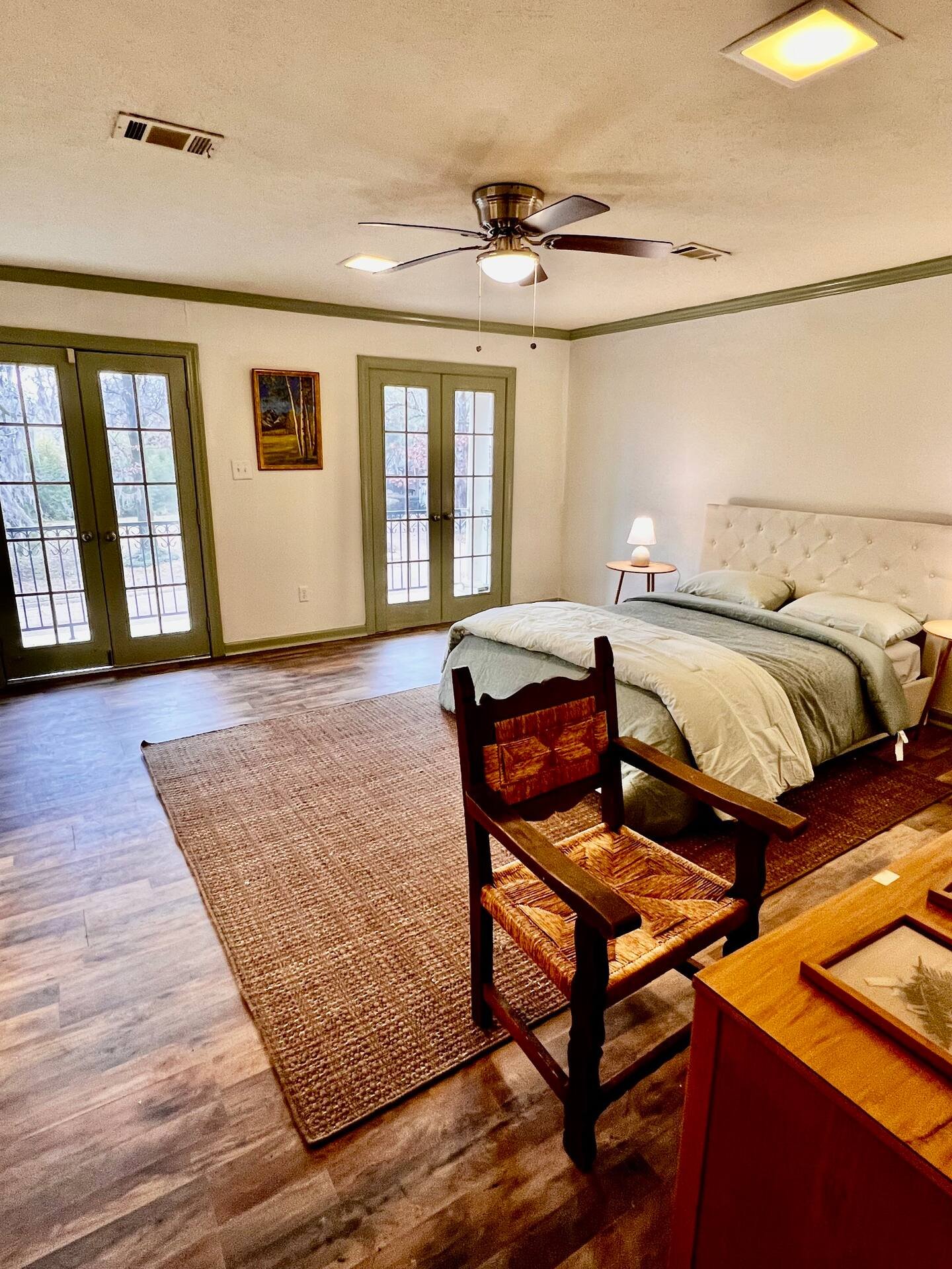 Moss Manor — property view 12